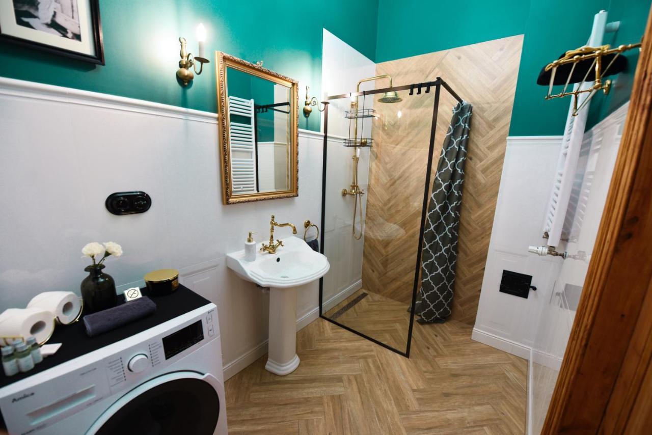 Wilhelmstadt Apartment 60M - Parking Torun Luaran gambar